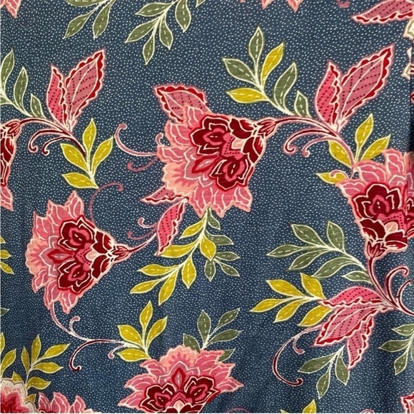 Loft Floral Denim Style Blouse - Picture 4 of 5